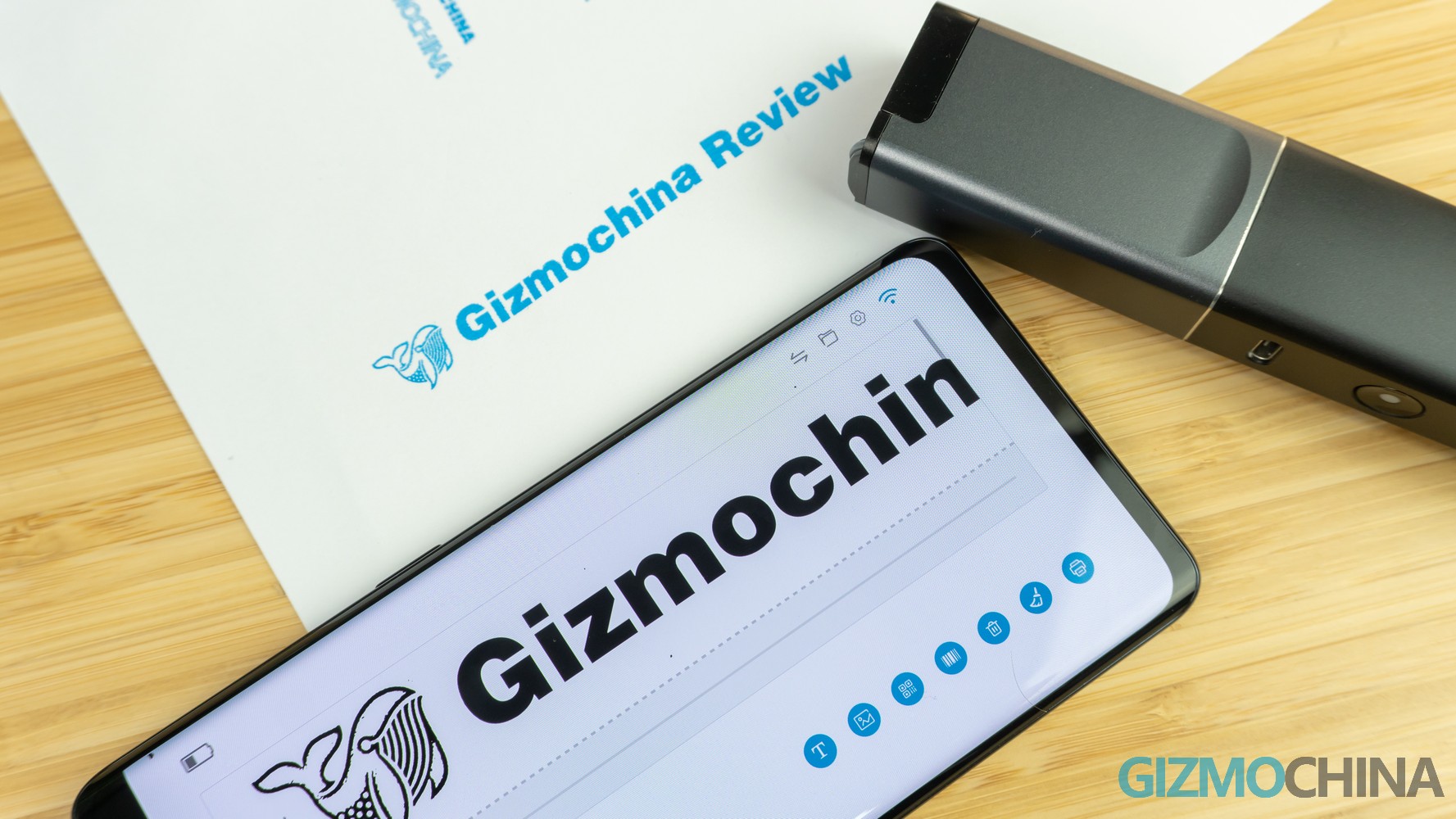 Imprimantă buzunară Selpic P1 Recenzie: purtați o imprimantă inteligentă pentru orice suprafață în mână